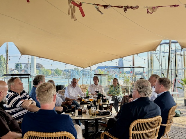 Featured image for “Ondernemersfondsen aan tafel in Zwijndrecht | Kennis delen, samenwerken en versterken”